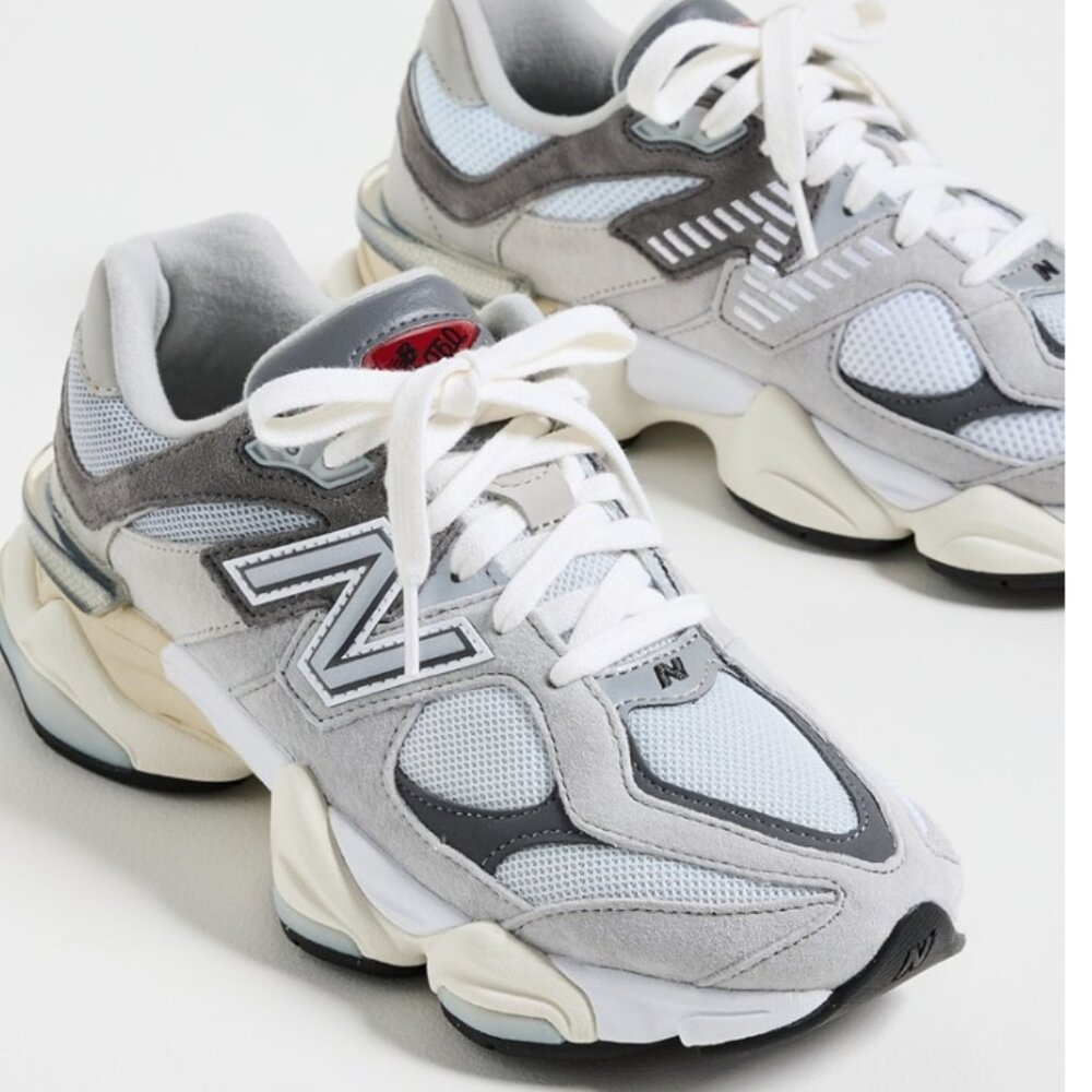 New Balance 9060 Unisex Sneakers | Size 7